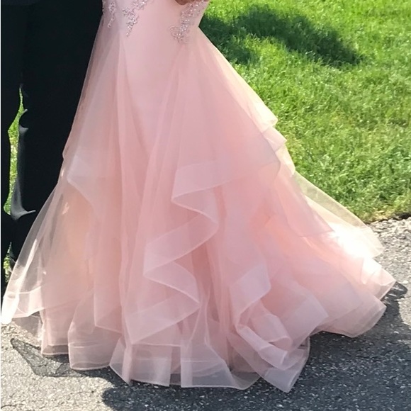 Beautiful dusty pink mermaid style, full bottom prom dress. - Picture 16 of 16